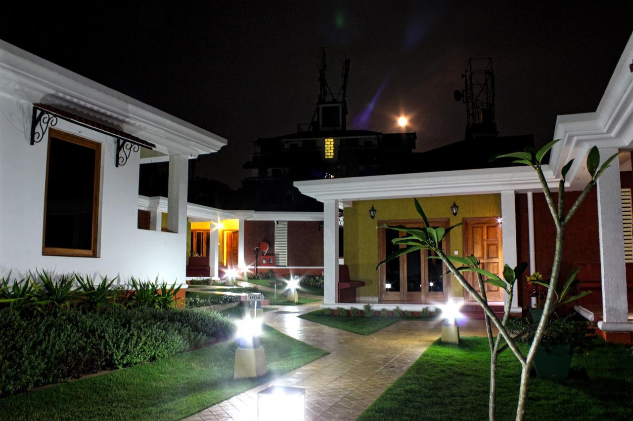 The Grand Leoney Resort Vagator Exterior photo